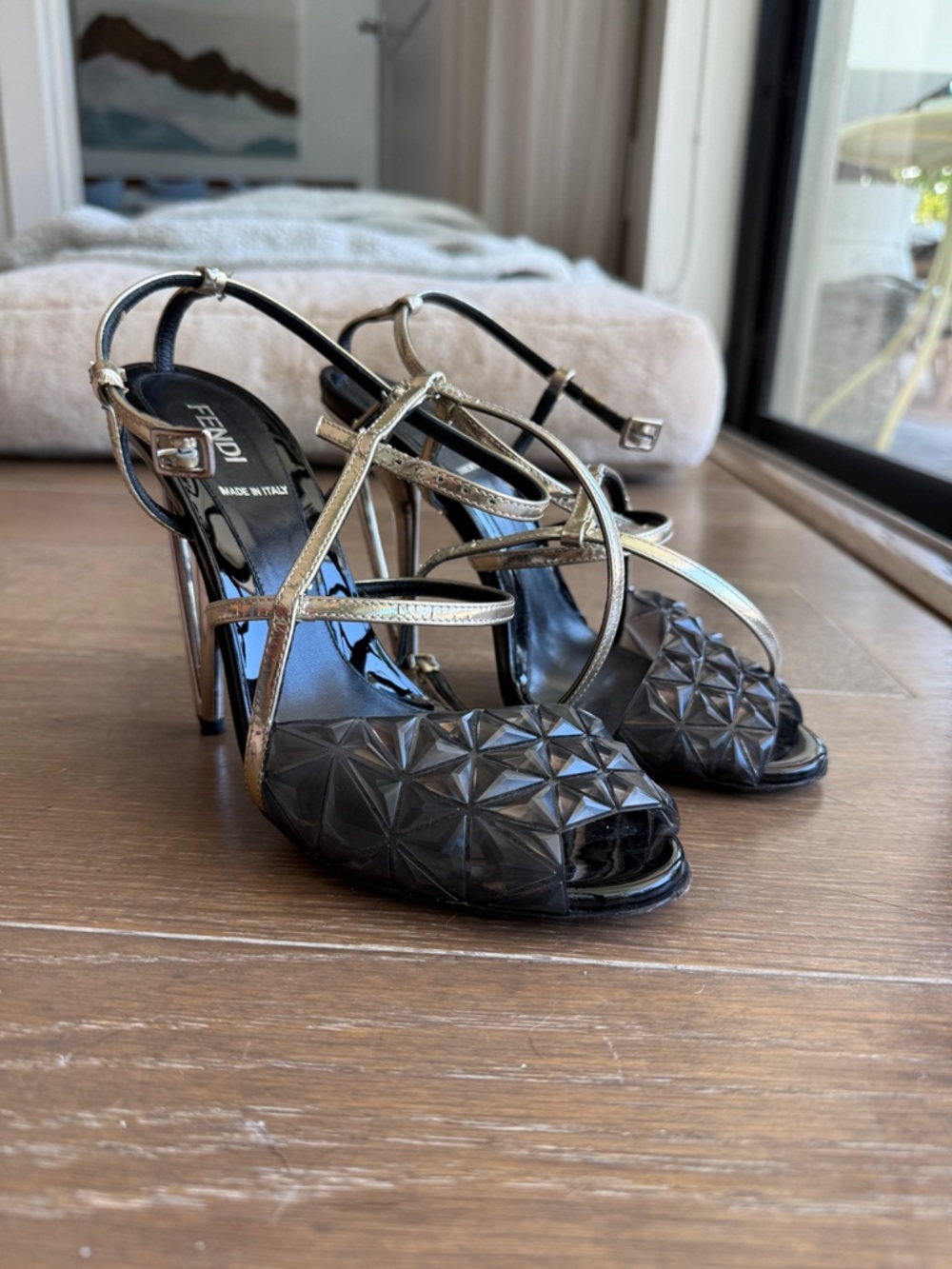 Fendi Black Patent Heels with Silver Metallic Straps - Picture 4 of 5